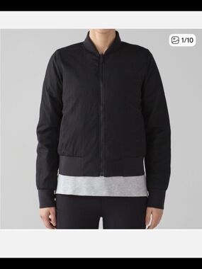 Lululemon Reversable Women’s Black Bomber Jacket